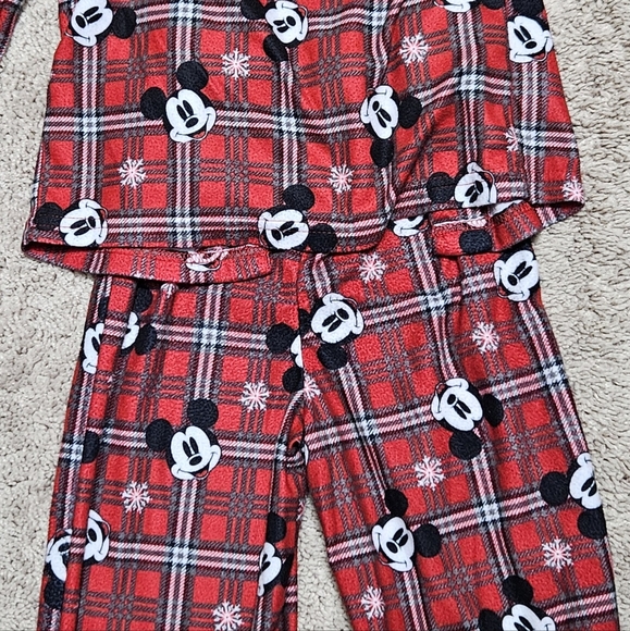 PJ'S - Picture 3 of 5